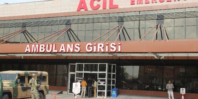 Deaş’ın Saldırısında Yaralanan 2 Asker Kilis’e Getirildi