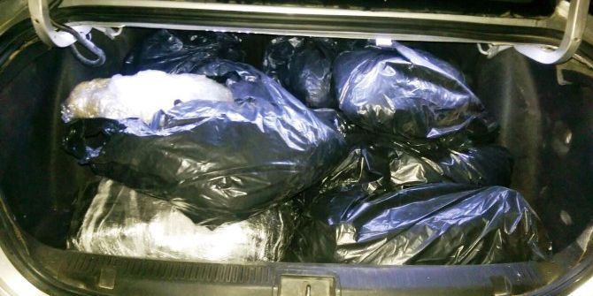 Otomobilin Bagajında 40 Kilo Esrar Ele Geçirildi