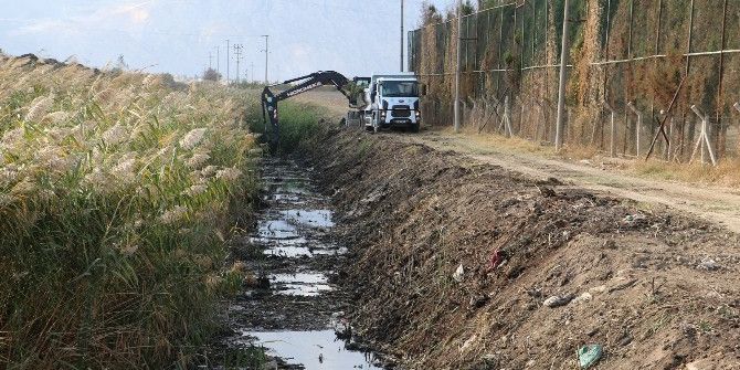 Maski Ekipleri Dört Bir Koldan Çalışıyor