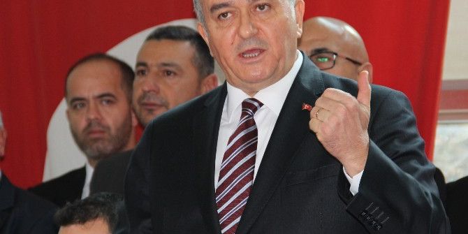 Akçay, Chp’nin Siyasetini Tahterevalliye Benzetti