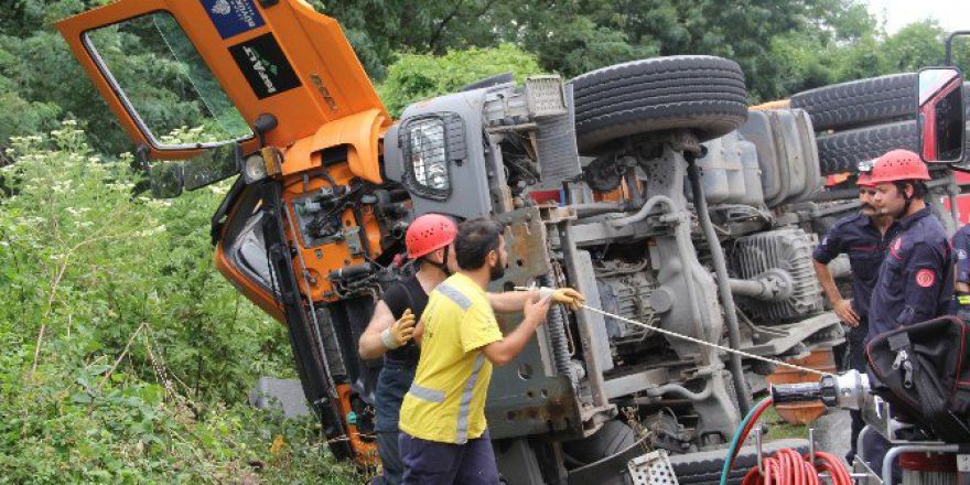 Yavuz Sultan Selim Köprüsü’ne Zift Taşıyan Tanker Devrildi: 1 Ölü