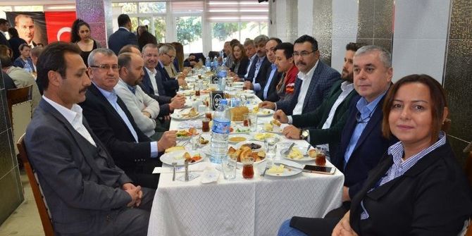 Ak Parti Nazilli İlçe Yönetimi Görücüye Çıktı