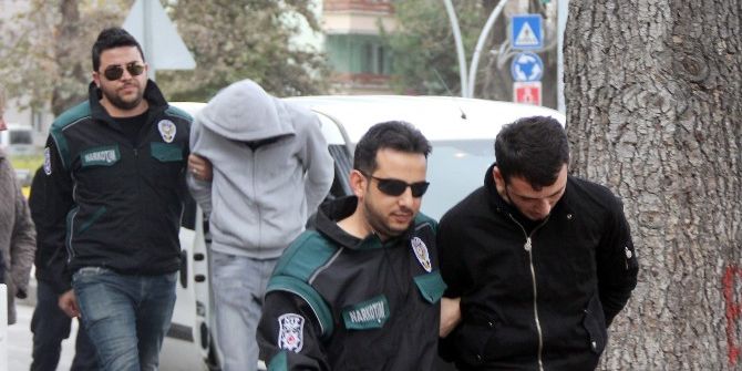 Bolu’da Bonzai İle Yakalanan 2 Kişi Adliyeye Sevk Edildi