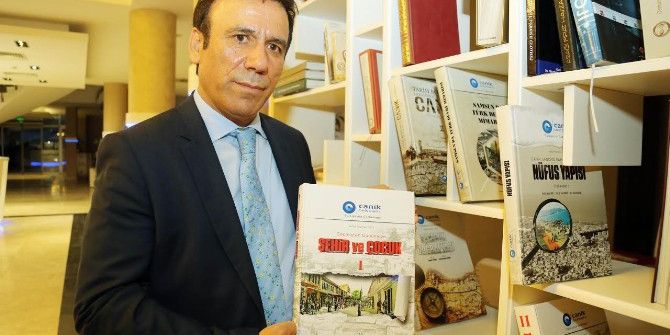 Canik, Eserleriyle Geleceğe Işık Tutuyor