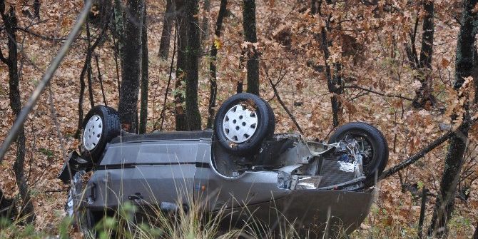 Şarampole Uçan Uzman Çavuş, Havaya Ateş Ederek Yerini Belli Etti