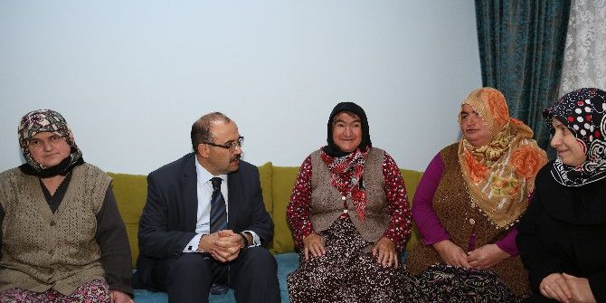 Vali İsmail Ustaoğlu, Engelsiz Yaşam Merkezi’ni Ziyaret Etti