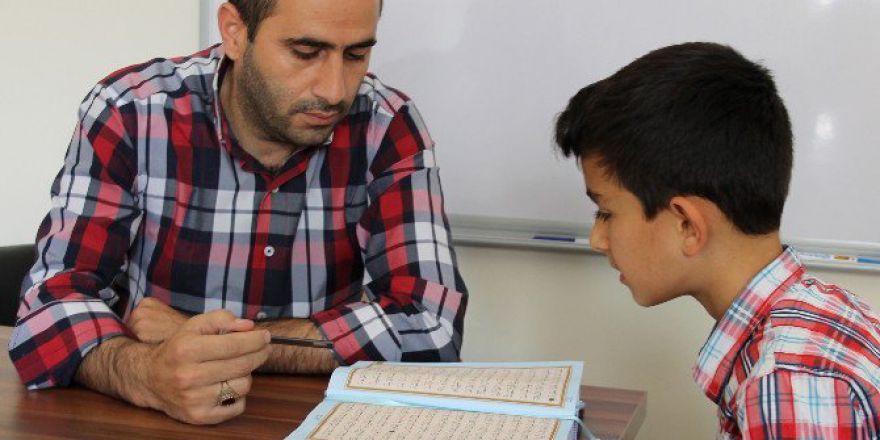 Oltu Esmek İlçenin Eğitim Hayatına Renk Kattı