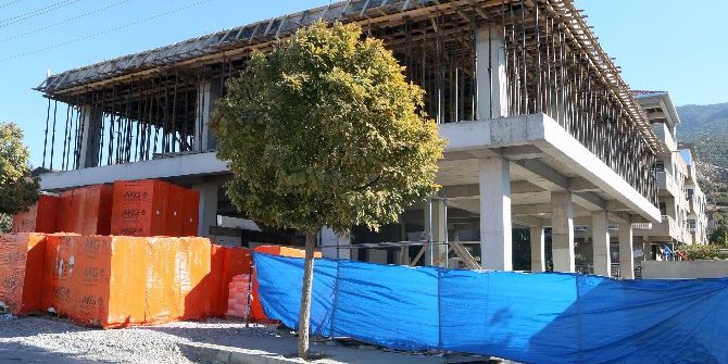 Bornova’da Üç Ayrı Semte Kültür Merkezi