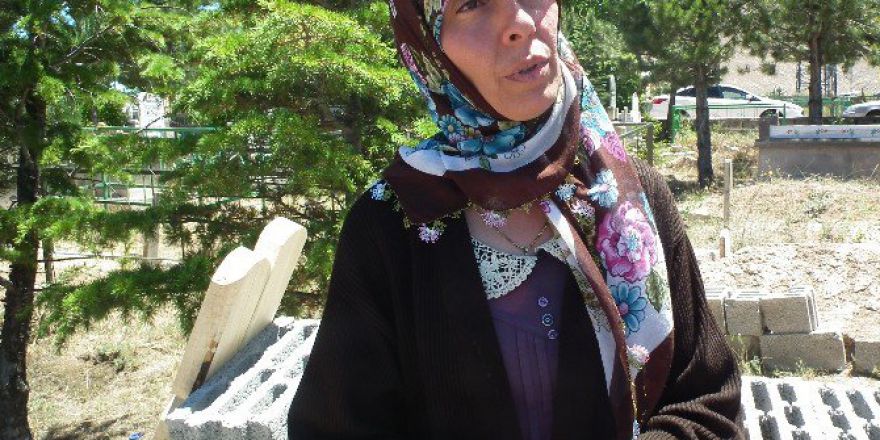 3 Polisi Şehit Eden Uzman Çavuşun Oğlu Kayseri’de Defnedildi