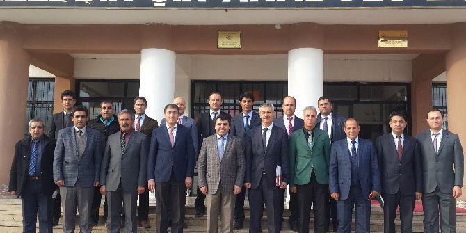 Gevaş’ta Eğitim Sorunları Masaya Yatırıldı