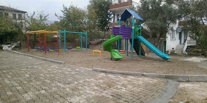 Bayırköy Beldesi’ne Yeni Çocuk Oyun Parkı