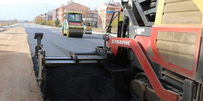 Mimar Sinan Mahallesinde Asfalt Çalışmaları Devam Ediyor