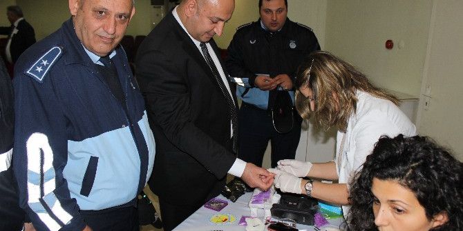 Halk Sağlığı Müdürlüğü 14 Kasım Dünya Diyabet Günü Etkinliği Yaptı