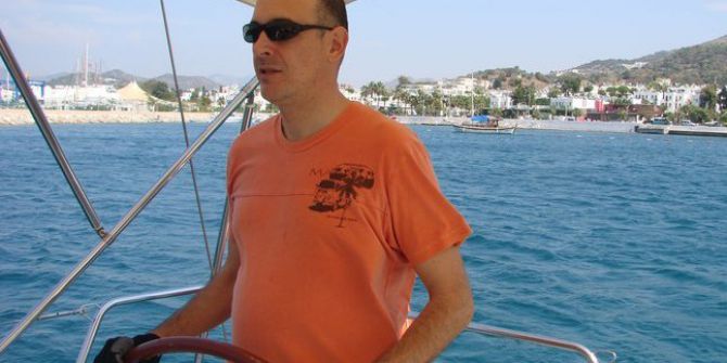 Maltepe’deki Patlamada Eski Bakanın Oğlu Ağır Yaralandı