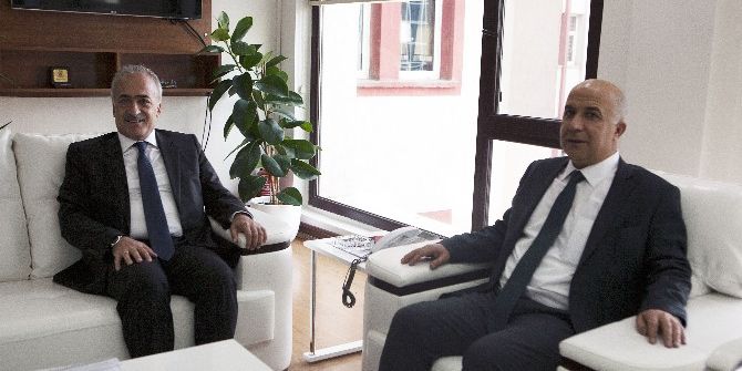 Rektör Çomaklı’dan, İl Emniyet Müdürü Aslan’a Tebrik Ziyareti