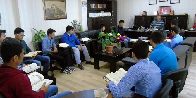 İmam Hatip Lisesi Öğrencileri, Şehit Kaymakam İçin Hatim