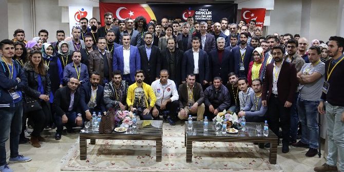 Yeniden Büyük Türkiye Gençlik Çalıştayı Gerçekleştirildi