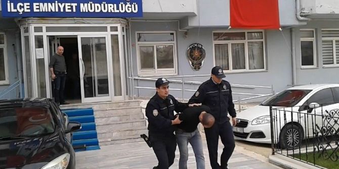 Emekli Öğretmeni Dolandıran Şahsı Vatandaş Suçüstü Yakalattı