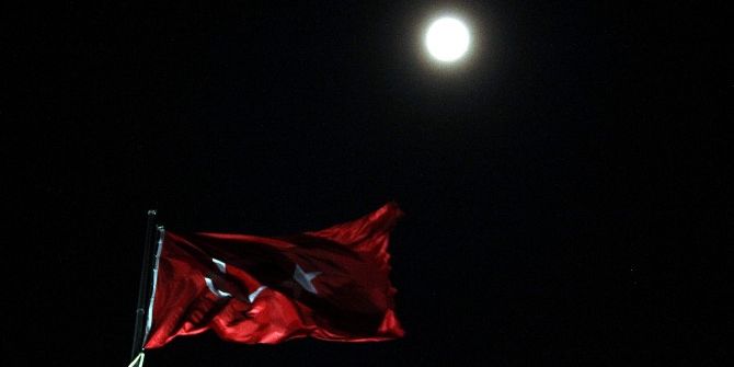 Manisalı Gençler “Süper Ay”ı Fotoğraflamak İçin Spil Dağı’na Çıktı