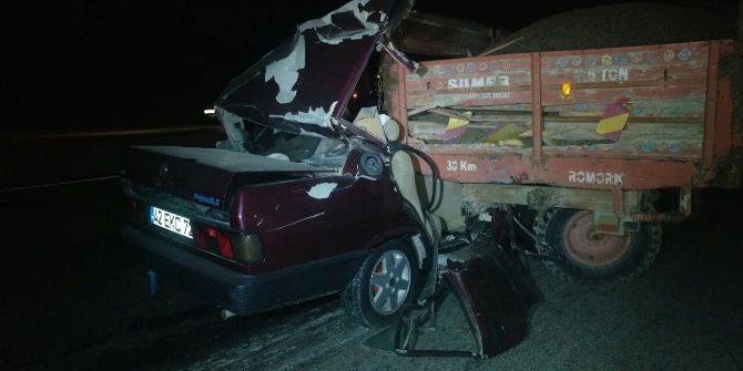 Otomobil Römorka Çarptı: 1 Ölü