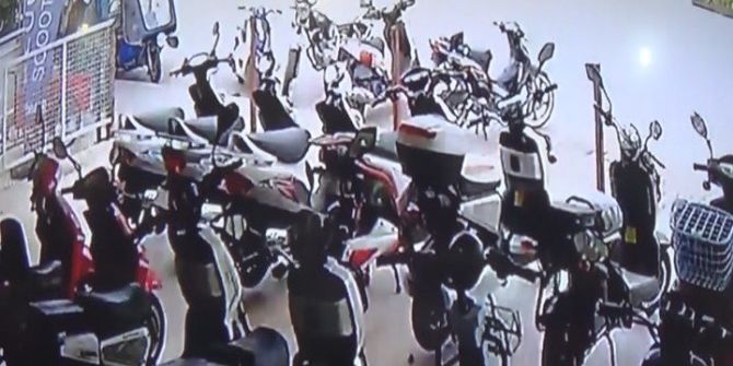 Takla Atan Otomobil Az Kalsın Lise Öğrencisini Öldürüyordu