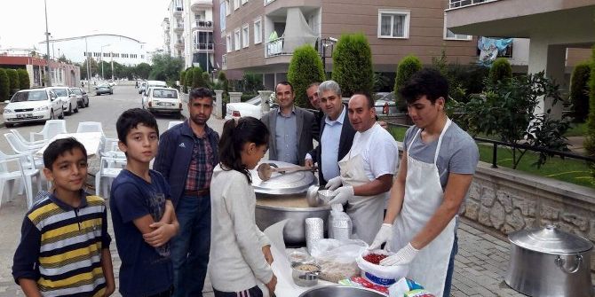 Aydın Memurkent Sitesi Şehitler İçin El Ele Verdi
