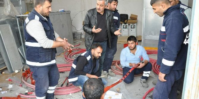 Dicle Elektrik, Personellerine Meslek İçi Eğitim Semineri Verdi