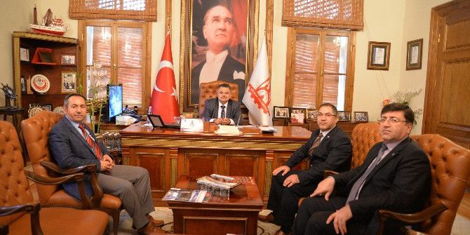 Ptt Bilecik Başmüdürü Bozkurt’tan Belediye Başkanı Yağcı’yı Ziyaret