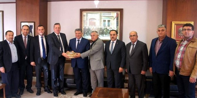 Aydın Ticaret Borsası’ndan Emniyet Müdürü Dr. Rahmi Baştuğ’a Ziyaret