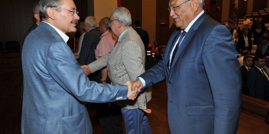 Ankara Büyükşehir Belediye Başkanı Gökçek, Personeliyle Bayramlaştı