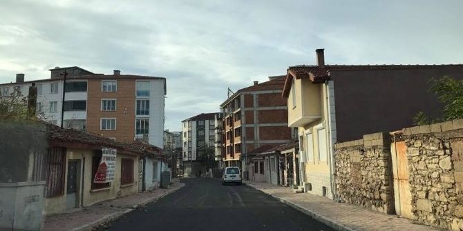 Kırklareli’nde Sıcak Asfalt Serimi Devam Ediyor