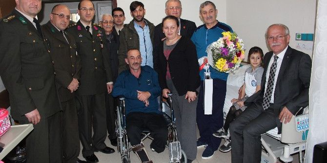 Kıbrıs Ve Kore Gazileri Ziyaret Edildi