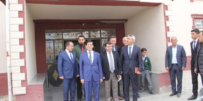 Başkale’de Eğitim Sorunları Masaya Yatırıldı