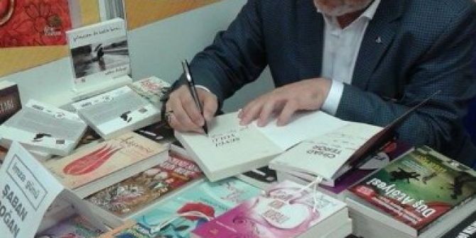 Bozüyüklü Yazar Kitap Fuarında Okuyucularıyla Buluştu