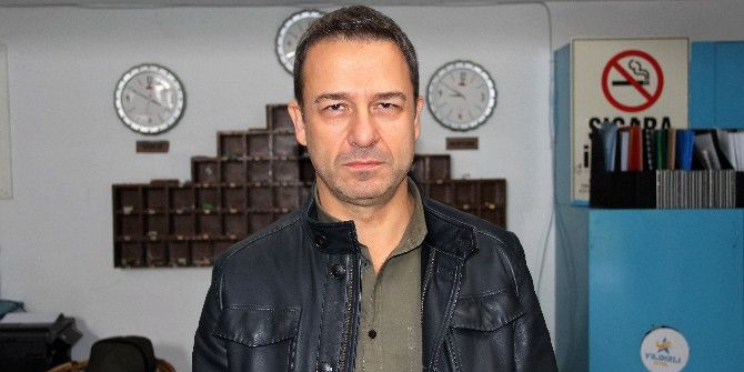 Ünlü Oyuncu 3 Gün Boyunca Karanlık Odada Kaldı