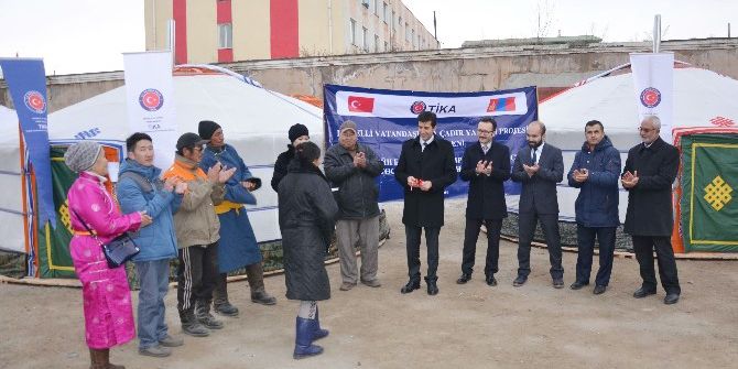 Tika’dan Moğolistan’da Engelli Vatandaşlara Çadır Yardımı