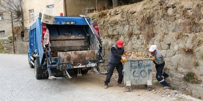 Bitlis Belediyesinden Çevre Temizliği
