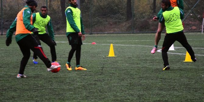 Giresunspor’ Adana Demirspor’a Bileniyor