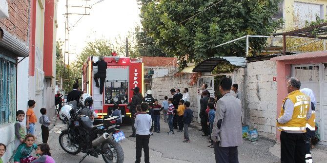 Bodrum Katında Çıkan Yangın Paniğe Neden Oldu