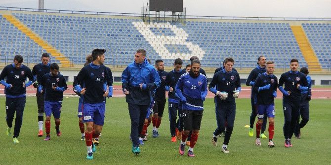 Karabükspor’da Kasımpaşa Hazırlıkları Sürüyor
