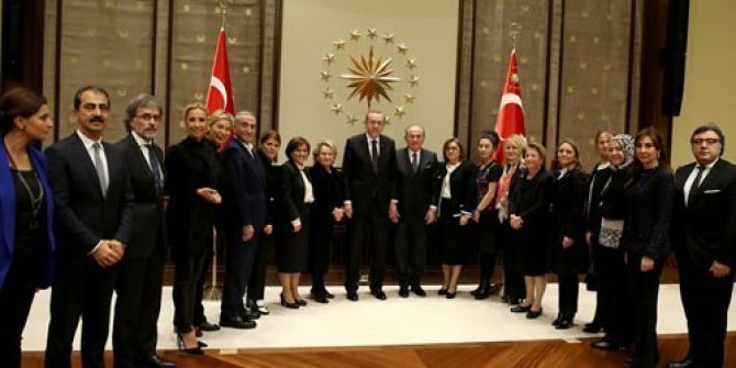 Cumhurbaşkanı Erdoğan, Türk Demokrasi Platformu Heyetini Kabul Etti