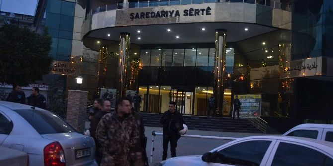 Siirt Belediyesine Operasyon Düzenlendi