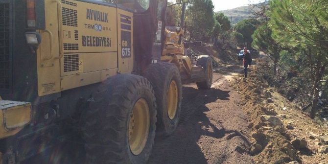 Akçapınar Ve Çamoba Mahalleleri’nde Yol Yapım Çalışmaları Sürüyor