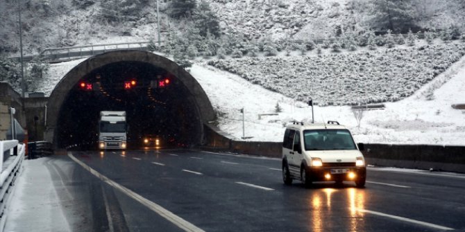 Başkent'e Kar Sürprizi!