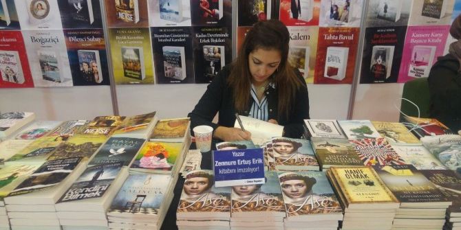 2 Çocuk Annesi Zennure’nin “Ase” Adlı Kitabı Çıktı