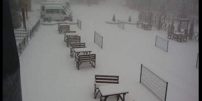 Uludağ Yeniden Beyaz Gelinliğini Giydi