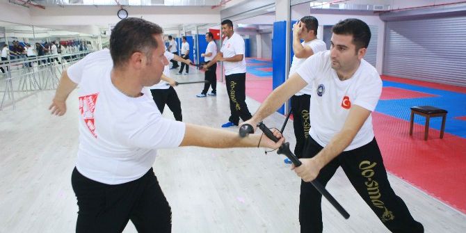 Bayraklı Zabıtası ’Savunma Sanatı’ Öğreniyor