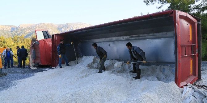 Maden Yolunda Trafik Kazası: 1 Ölü, 1 Yaralı