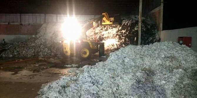 Efeler’de 50 Ton Pamuk Kül Oldu