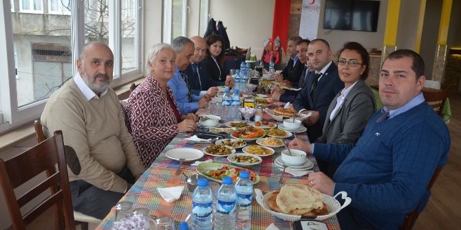 Can: “Toplum Kızılay’a Güveniyor”